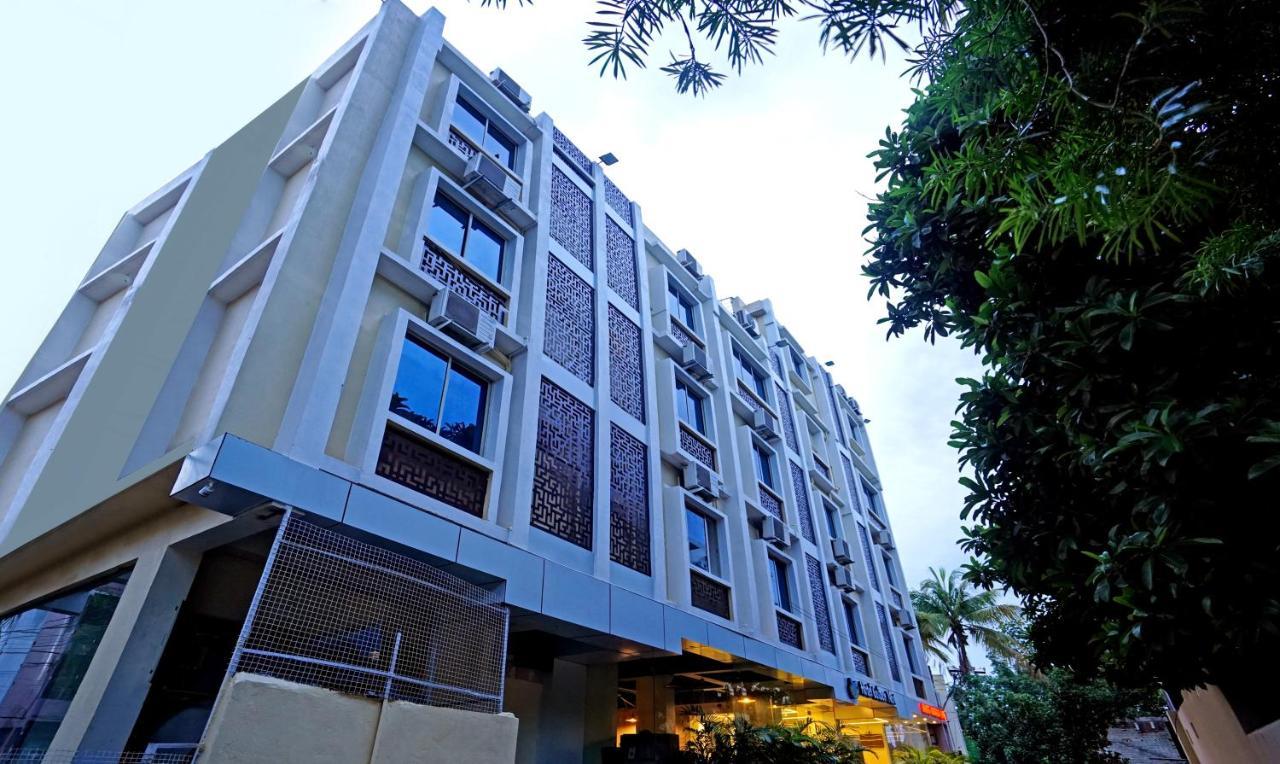 Hotel Treebo Golden Nest Bhubaneswar Exterior foto