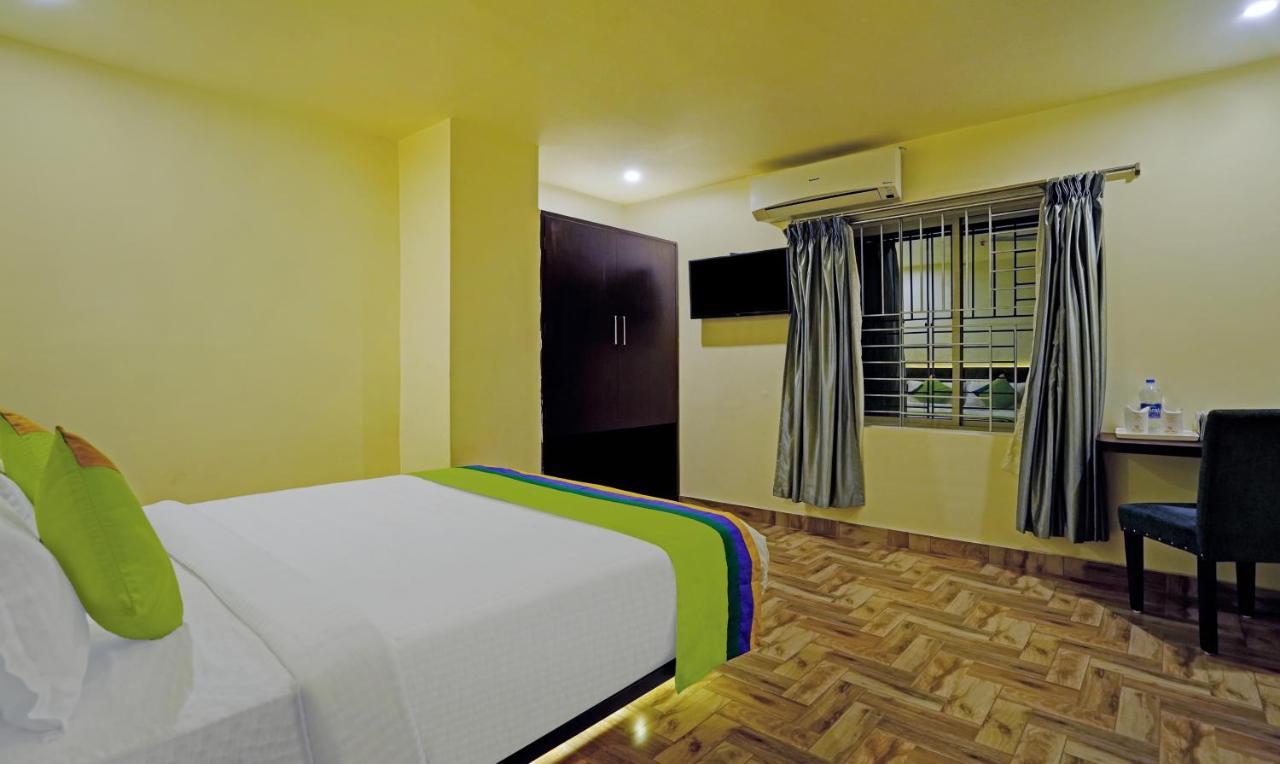 Hotel Treebo Golden Nest Bhubaneswar Exterior foto