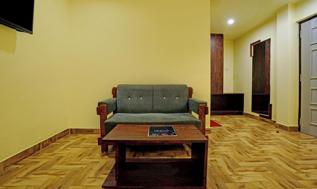 Hotel Treebo Golden Nest Bhubaneswar Exterior foto
